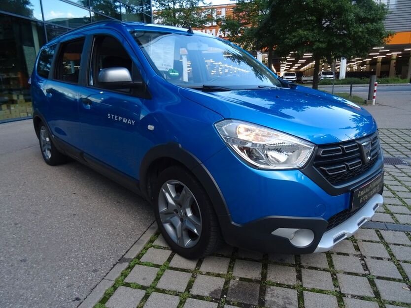 Dacia Lodgy 158.000 km 10.950 € München 81249