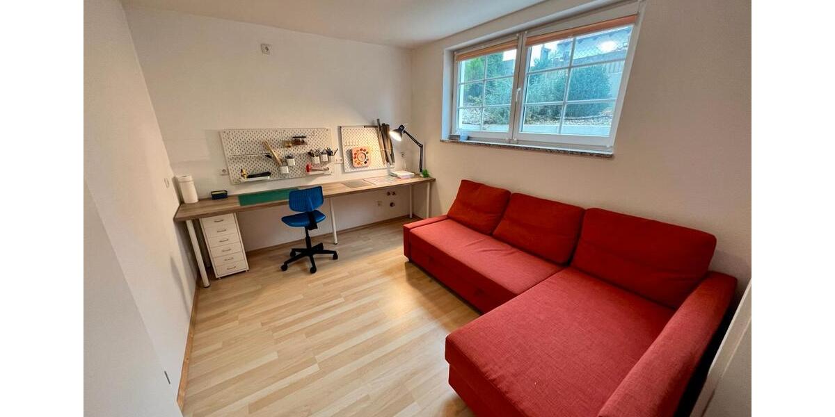 Einfamilienhaus Hallbergmoos - 7 Zimmer, 210 m&sup2;, 3.250&euro; | Angebot:26377737
