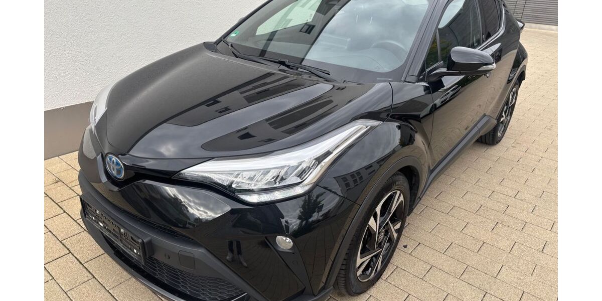 Toyota C-HR 36.900 km 21.499 &euro; Haar/München 85540