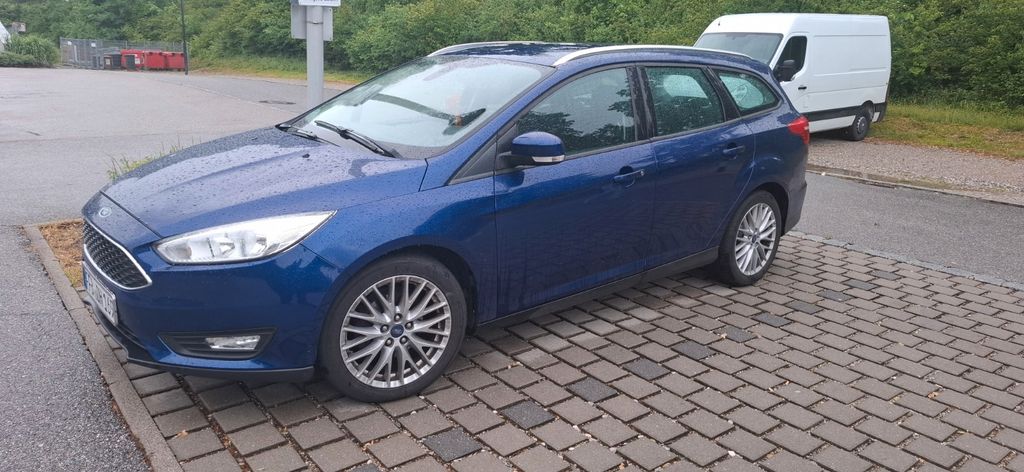 Ford Focus 151.000 km 7.000 &euro; Olching 82140