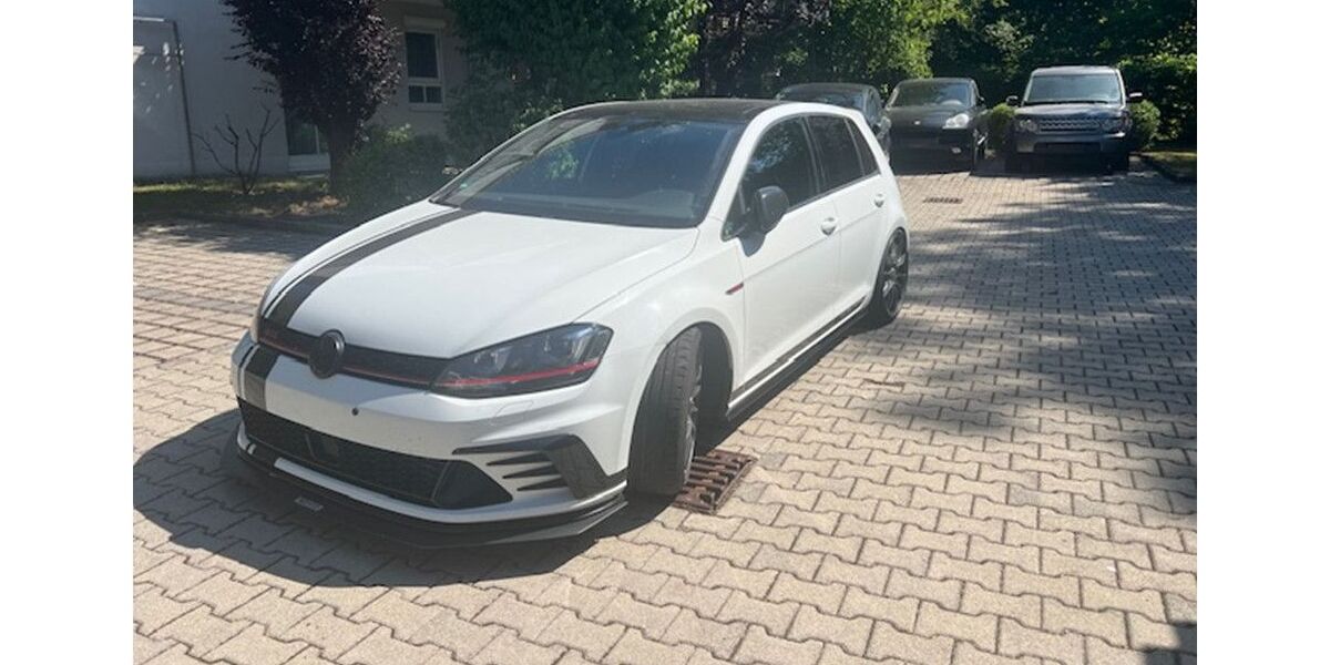 VW Golf 154.146 km 23.390 &euro; Hohenbrunn-Riemerling 85521