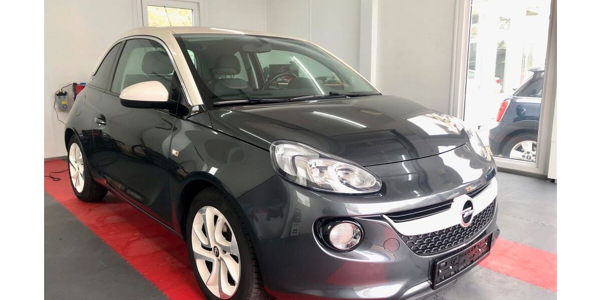 Opel Adam 75.000 km 7.990 &euro; München 81825