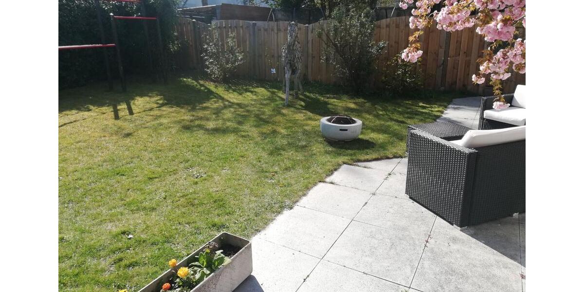 Einfamilienhaus Fürstenfeldbruck - 7 Zimmer, 161 m&sup2;, 790.000&euro; | Angebot:27137151