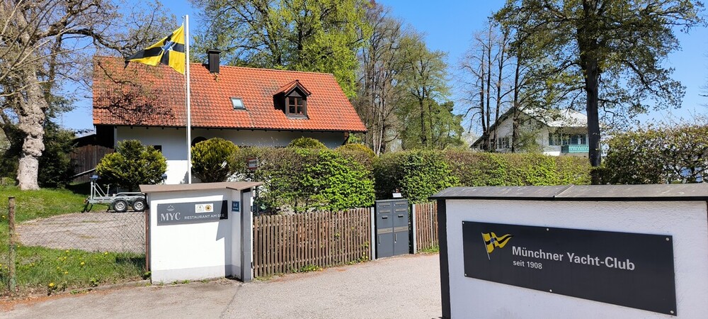 * ALTBAU-JUWEL in SEENÄHE * 4-Zimmer-Dachgeschoss-Wohnung * Balkon und Gartennutzung * Stellplatz * - Dachgeschoßwohnung Starnberg | Angebot:26992364