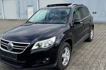 VW Tiguan 243.874 km 2.699 &euro; München 81243