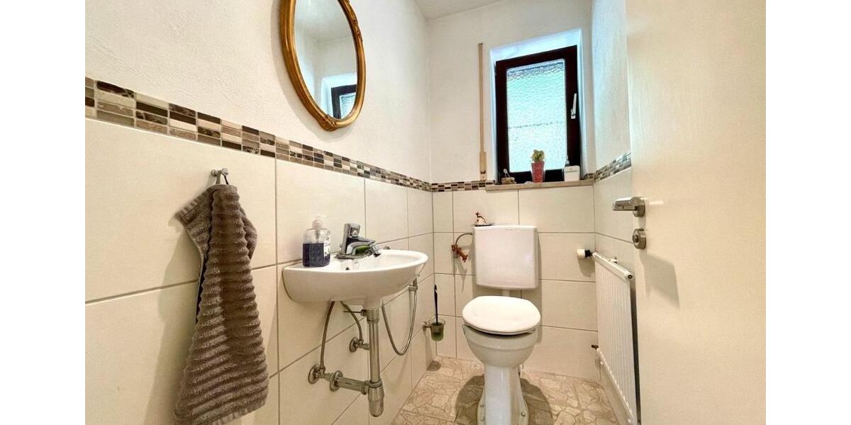 *PROVISIONSFREI*Repräsentatives Anwesen- EFH+Nebengebäude+ Pool 10 zimmer