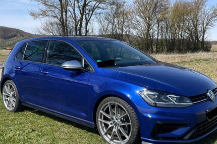 VW Golf 94.500 km 23.900 &euro; München 80796