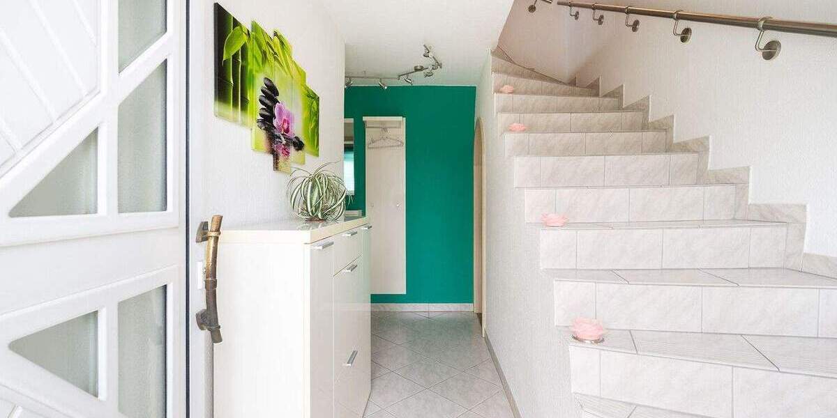 Für Gartenliebhaber! Äußerst gepflegte Doppelhaushälfte in Neufahrn 6 zimmer