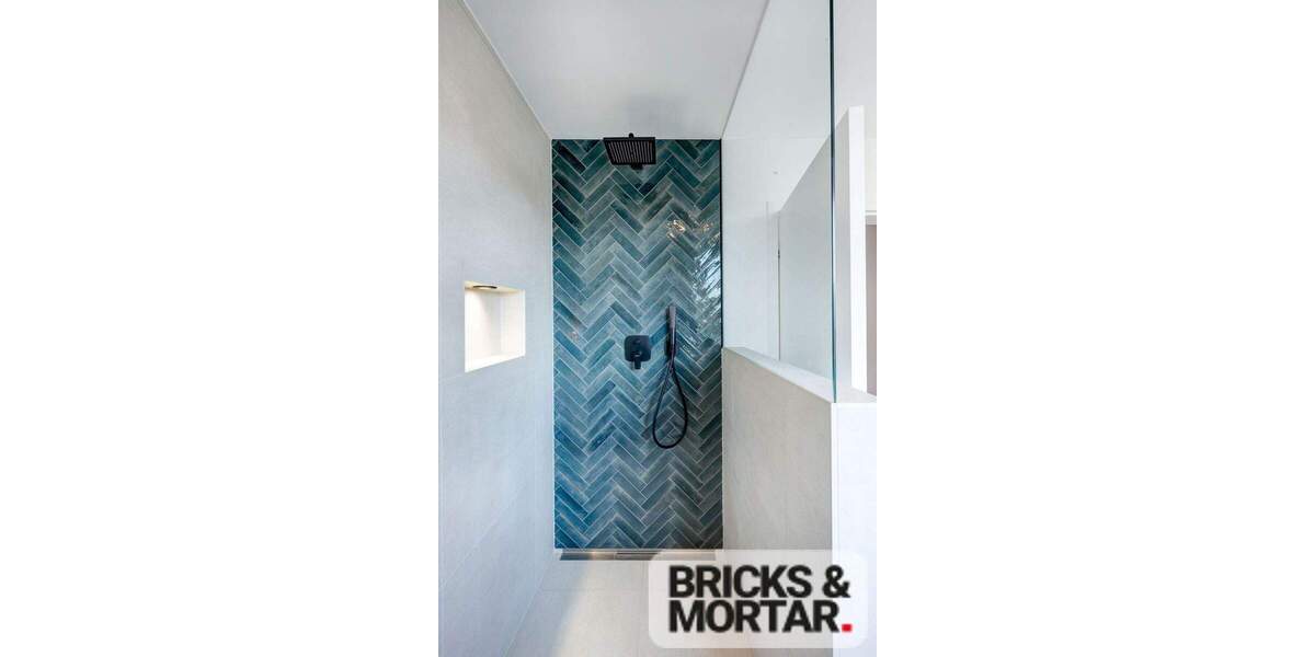 Neubau in Bestand: 135 m² Stadthaus (A+) mit Wärmepumpe,PV und Terrasse in Sendling 4 zimmer