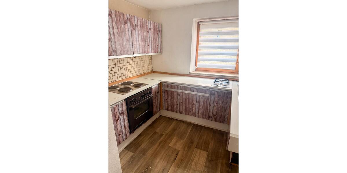 Reihenhaus München Schwabing-Freimann - 6 Zimmer, 145 m&sup2;, 249.000&euro; | Angebot:26283542