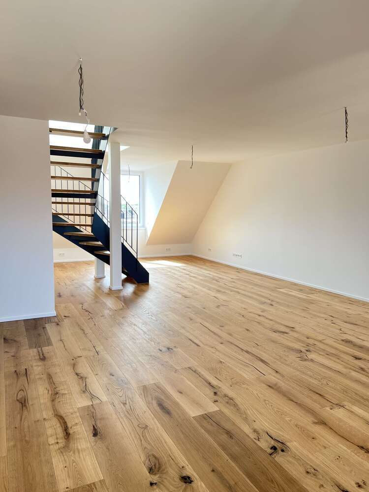 Wohnung zum Mieten in München 2.400 € 94 m²