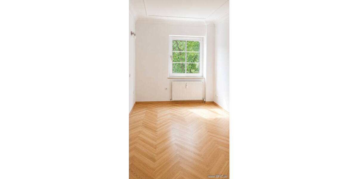 Etagenwohnung München Neuhausen-Nymphenburg - 4 Zimmer, 101 m&sup2;, 2.500&euro; | Angebot:26528566