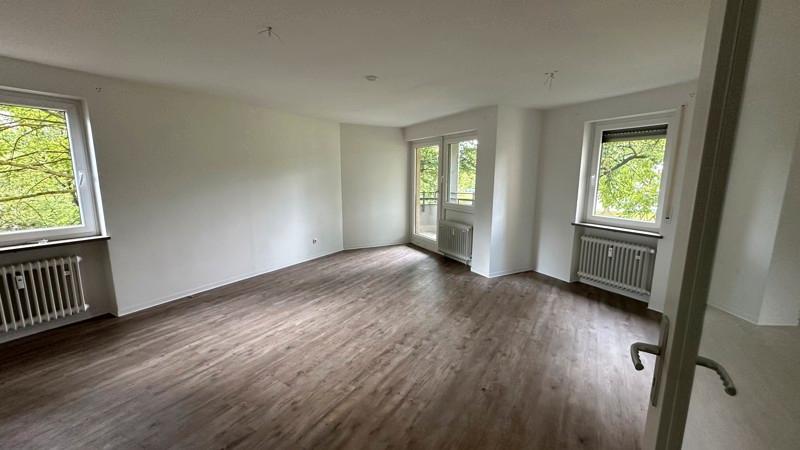 Etagenwohnung Neuried - 4.5 Zimmer, 102 m&sup2;, 1.588&euro; | Angebot:26389000