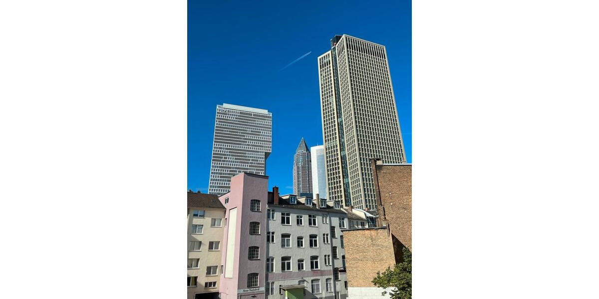 Ffm: 2-Zi-Whg (nicht WG) , 67 m² frisch renoviert, ggf Küche 2 zimmer