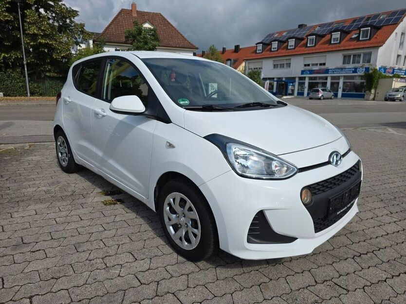 i10