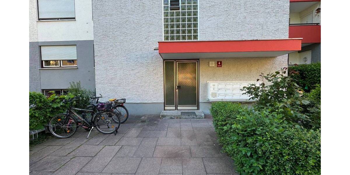 Etagenwohnung Dachau - 4 Zimmer, 98 m&sup2;, 349.000&euro; | Angebot:25664002