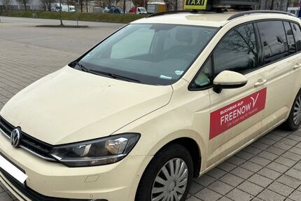 VW Touran 389.000 km 4.900 &euro; München 81677