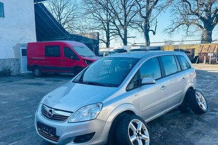 Opel Zafira 58.000 km 5.399 &euro; Neufahrn 85375