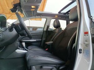 Suzuki Vitara 1.4 Boost 5D A/T Comfort+ Allgrip 102.576 km 15.660 &euro; Höhenkirchen-Siegertsbrun 85635