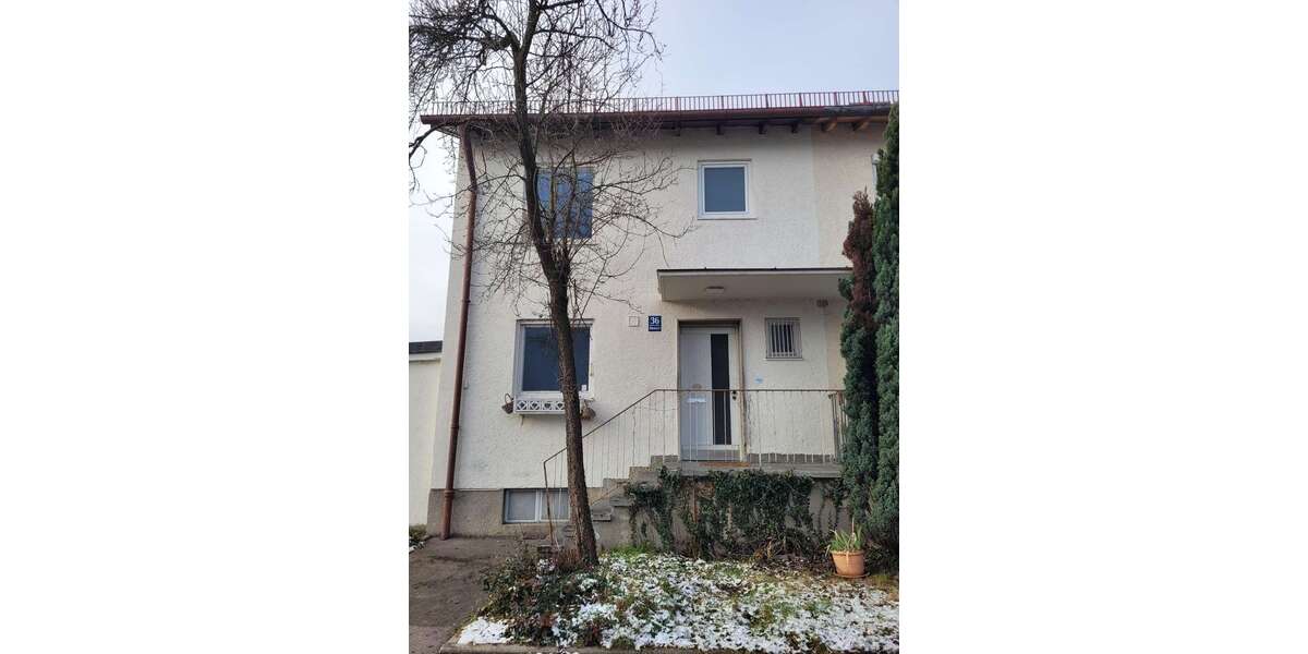 Haus zum Kaufen in München-Moosach 749.000 € 124 m² 5 zimmer