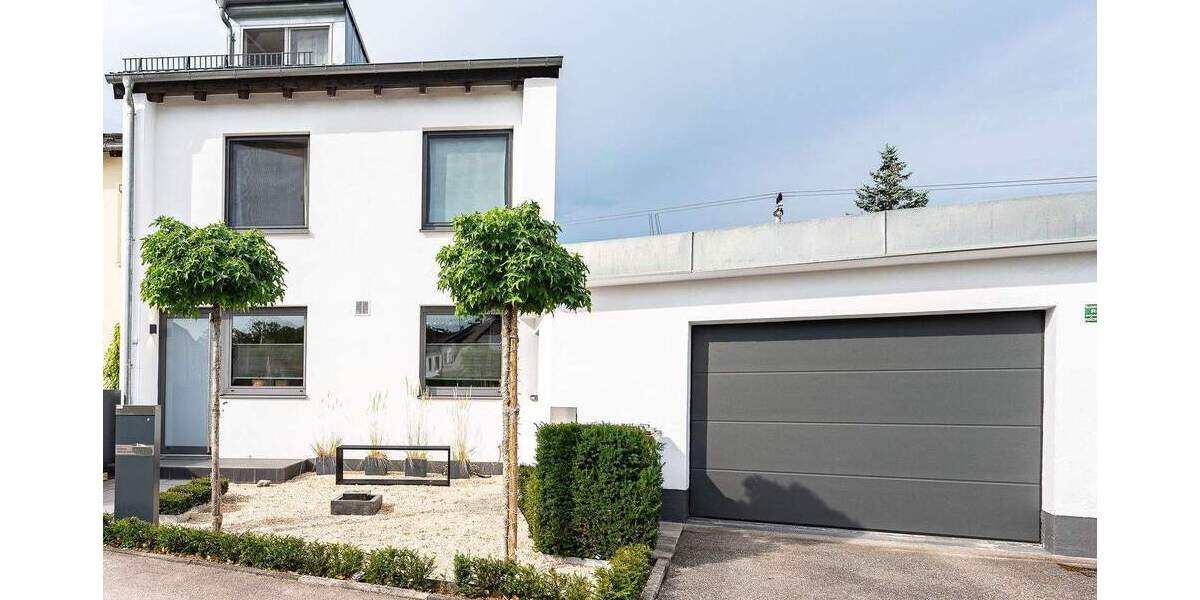 Mehrfamilienhaus, Wohnhaus München Allach-Untermenzing - 5 Zimmer, 220 m&sup2;, 1.299.000&euro; | Angebot:25730300
