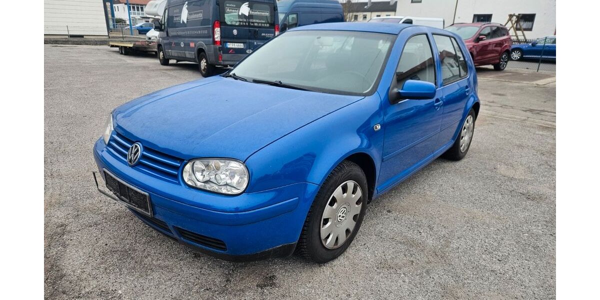 VW Golf 228.000 km 999 &euro; Alling 82239