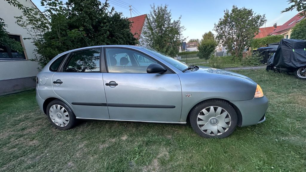 Seat Ibiza 186.500 km 2.550 &euro; Dachau 85221