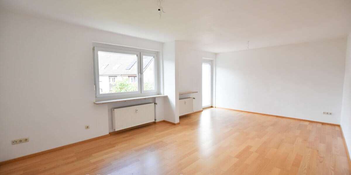 Etagenwohnung München Trudering - 3 Zimmer, 81 m&sup2;, 1.290&euro; | Angebot:25328472