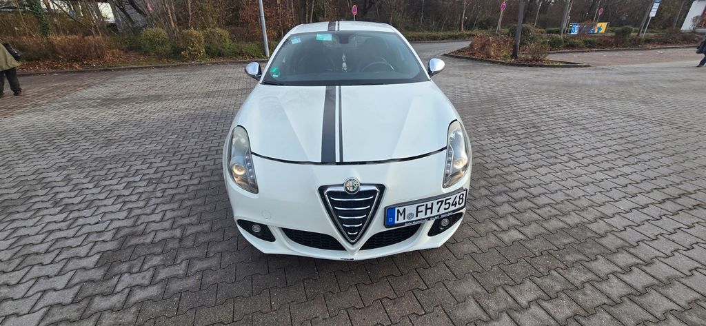 Alfa Romeo Giulietta 110.000 km 6.600 € münchen 80469