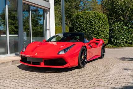 Ferrari 488 23.900 km 233.900 € Grünwald 82031