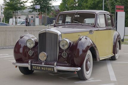 Bentley Andere 75.000 km 29.900 € München 80939