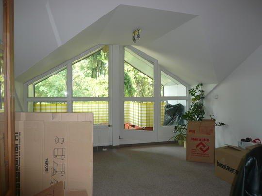 Dachgeschoßwohnung Gröbenzell - 2 Zimmer, 45 m&sup2;, 900&euro; | Angebot:26036107
