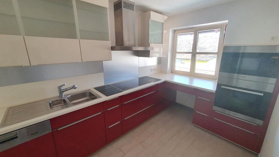 Etagenwohnung Holzkirchen - 3 Zimmer, 84 m&sup2;, 1.100&euro; | Angebot:25639208