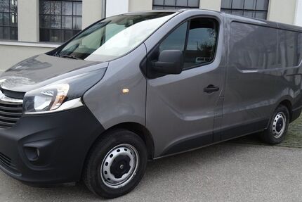 Opel Vivaro 158.400 km 12.950 &euro; München 81249