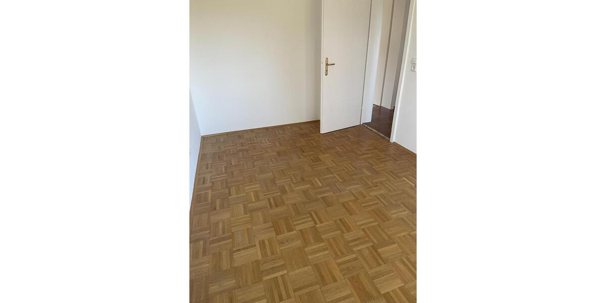 Terrassenwohnung Planegg - 3 Zimmer, 70 m&sup2;, 1.500&euro; | Angebot:26115293