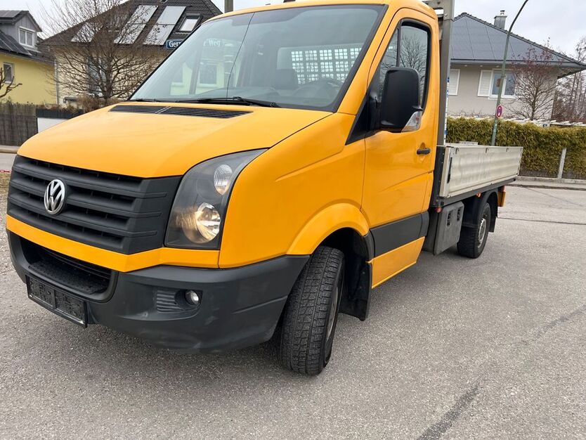 VW Crafter 207.456 km 9.950 € München 81245