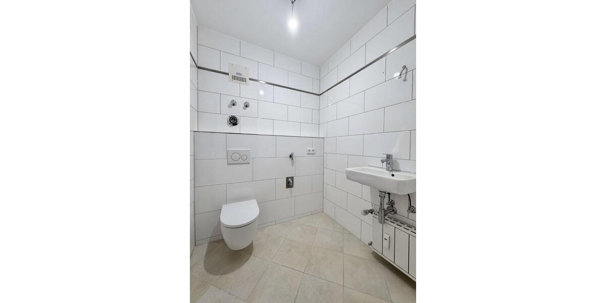 Etagenwohnung Grünwald - 3.5 Zimmer, 95 m&sup2;, 2.180&euro; | Angebot:25257450