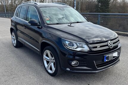 VW Tiguan 152.366 km 14.900 &euro; München 81379