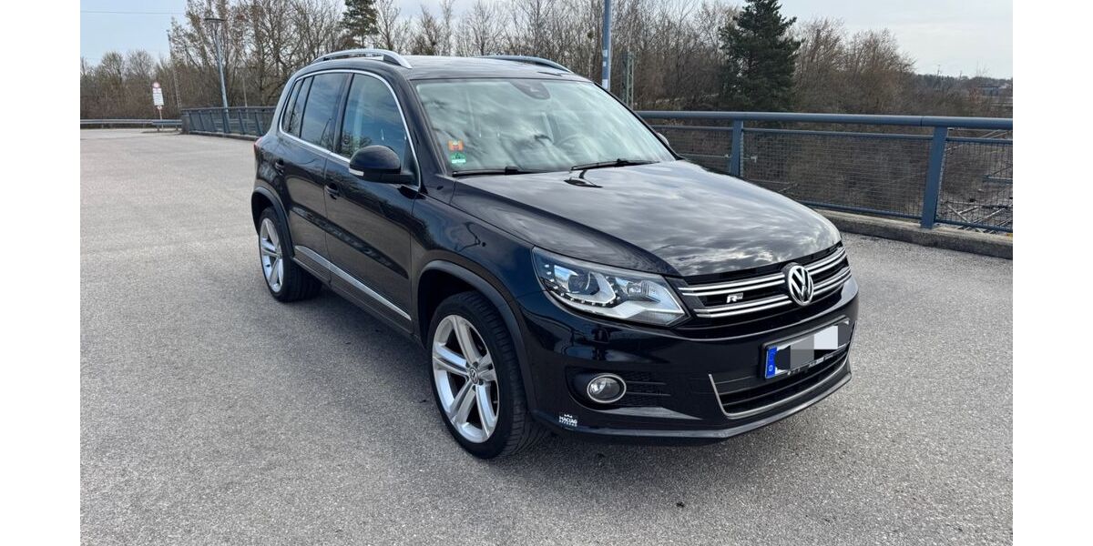 VW Tiguan 152.366 km 14.900 &euro; München 81379