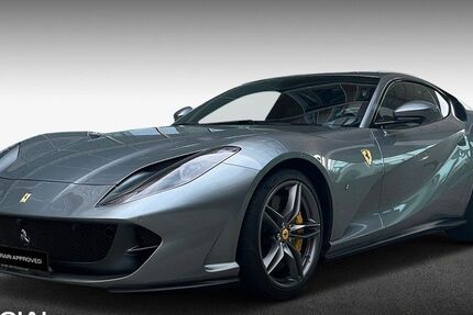 Ferrari 812 2.600 km 357.000 &euro; München 80809