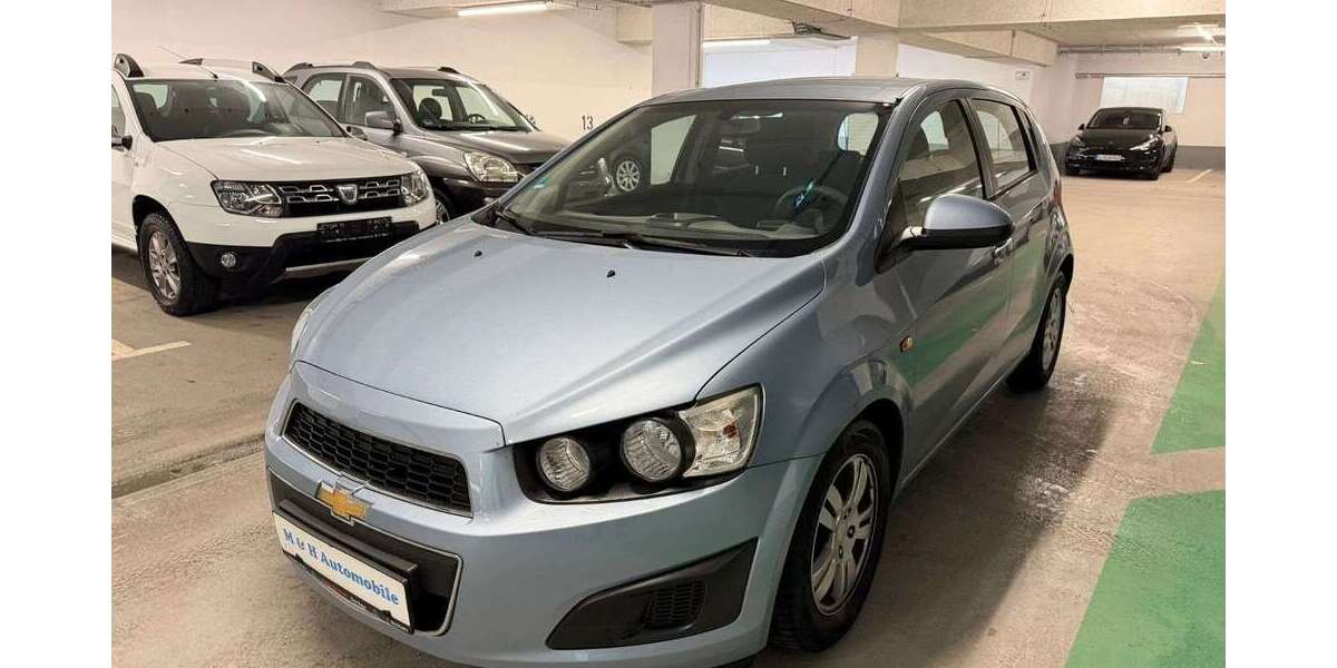 Chevrolet Aveo 111.910 km 2.650 &euro; München 81825