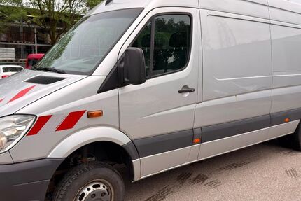 Mercedes-Benz Sprinter 175.000 km 19.900 &euro; München 81243