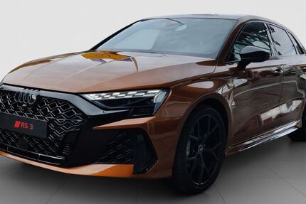 Audi RS3 3.000 km 71.990 &euro; Groebenzell 82194