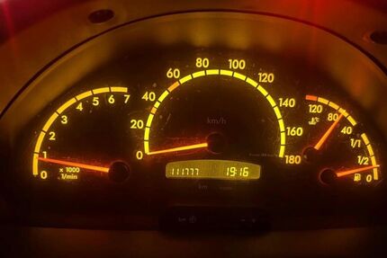 Mercedes-Benz Sprinter 111.777 km 7.000 &euro; Munchen 80689