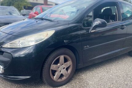 Peugeot 207 137.000 km 3.000 &euro; Dachau (bei München) 85221