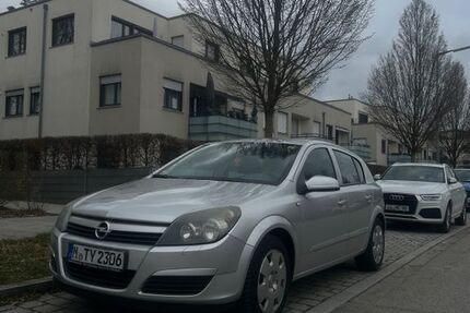 Opel Astra 172.000 km 1.500 &euro; München 81925
