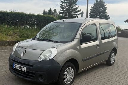Renault Kangoo 148.066 km 2.399 &euro; München 81243