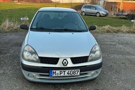 Renault Clio 160.000 km 550 &euro; Hohenkirchen 85635