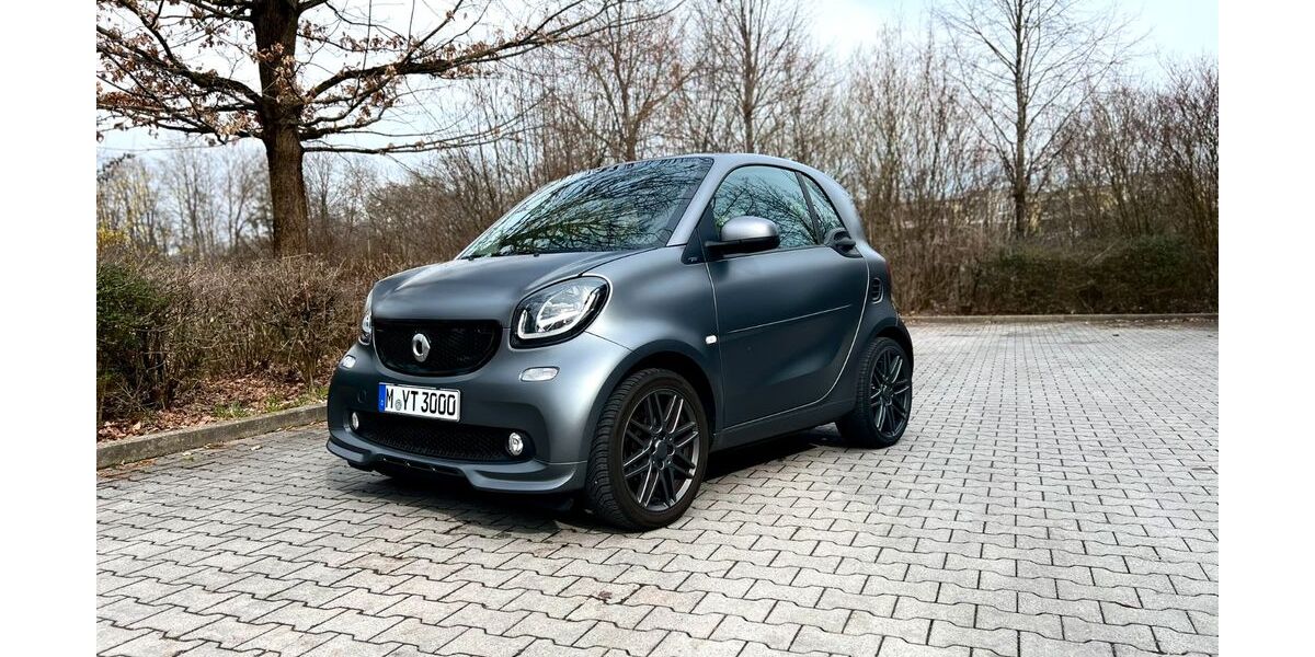 Smart ForTwo 84.000 km 16.490 &euro; München 81925