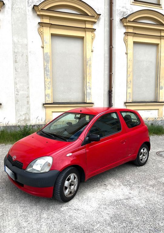 Yaris
